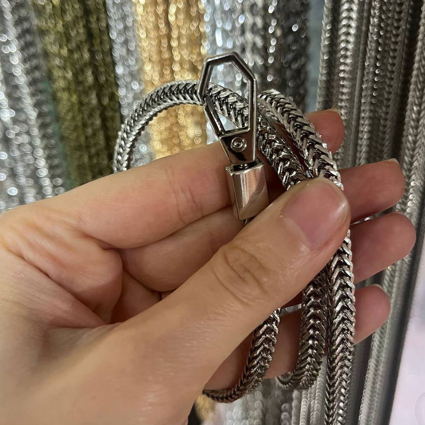 زنجیر ماری تخت مدبر دار