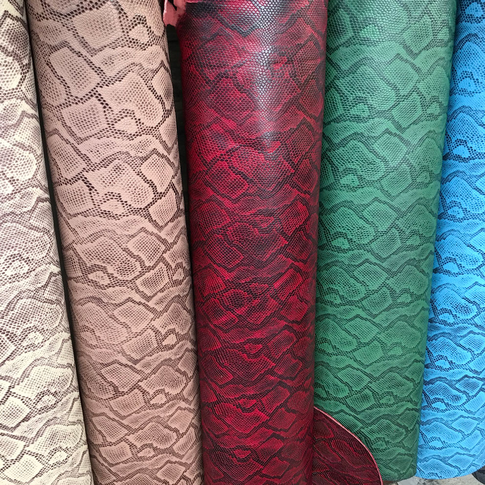 چرم گاوی ماری